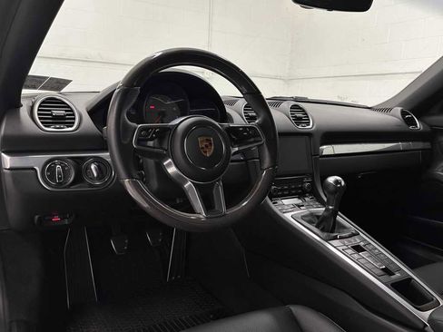 Used 2024 Porsche 718 Boxster S image 17