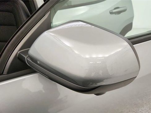 New 2026 Chevrolet Equinox LT AWD/4WD image 18