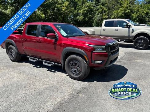 Used 2025 Nissan Frontier PRO-4X AWD/4WD image 4