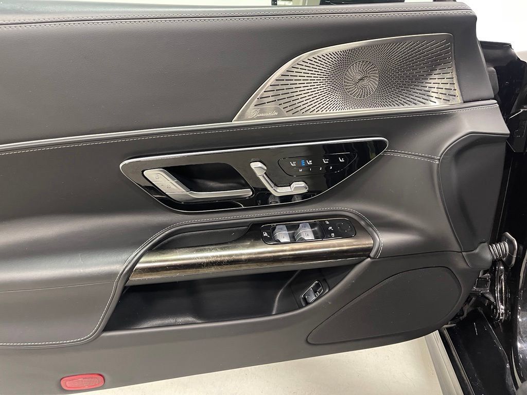 Used 2022 Mercedes-Benz SL 63 AMG 4MATIC image 22