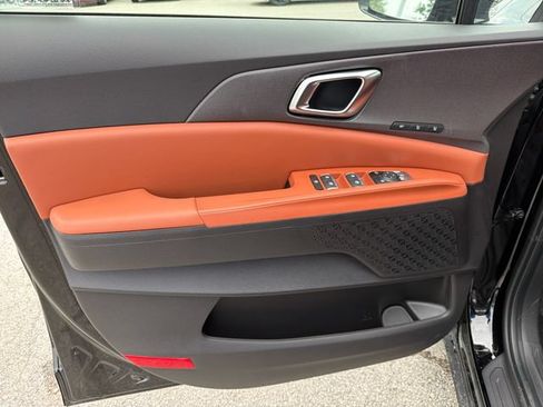 New 2026 Kia Carnival SX FWD image 17
