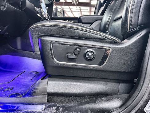Used 2022 RAM 1500 Limited AWD/4WD image 13
