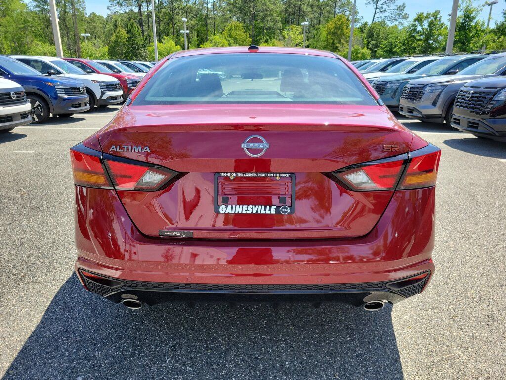 New 2026 Nissan Altima 2.5 SR FWD image 8