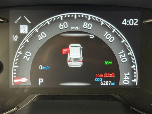 Used 2025 Toyota RAV4 LE image 21