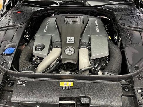 Used 2015 Mercedes-Benz S 63 AMG 4MATIC Sedan image 6