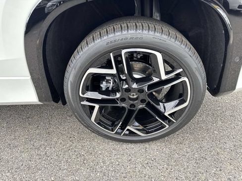 New 2026 Volkswagen Tiguan SEL R-Line AWD/4WD image 6