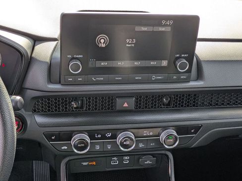 Certified 2025 Honda CR-V EX image 9