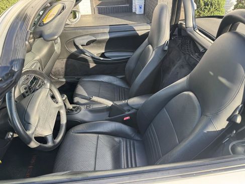 Used 1997 Porsche Boxster RWD image 12