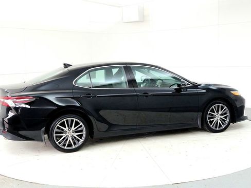 Certified 2023 Toyota Camry XLE FWD image 6