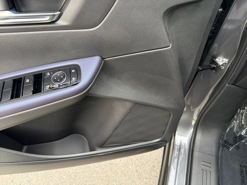 New 2026 Nissan Leaf SV+ image 13