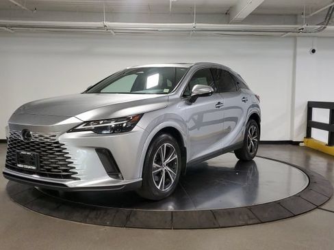 Used 2024 Lexus RX 350 Premium w/ Accessory Package (Z1) AWD/4WD image 3