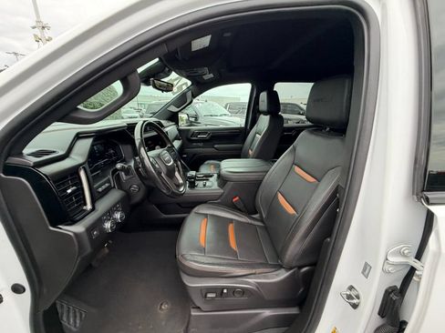 Certified 2024 GMC Sierra 1500 AT4 w/ Technology Package AWD/4WD image 27