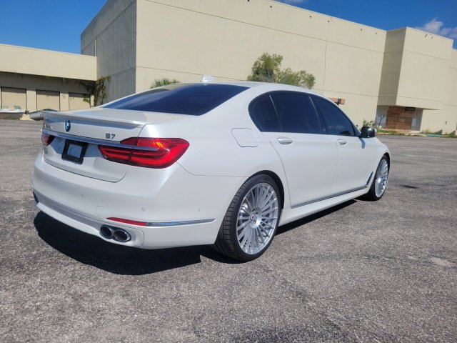 Used 2017 BMW ALPINA B7 xDrive AWD/4WD image 5