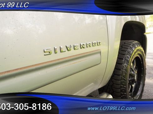 Used 2010 Chevrolet Silverado 1500 LT w/ Power Pack Plus image 36
