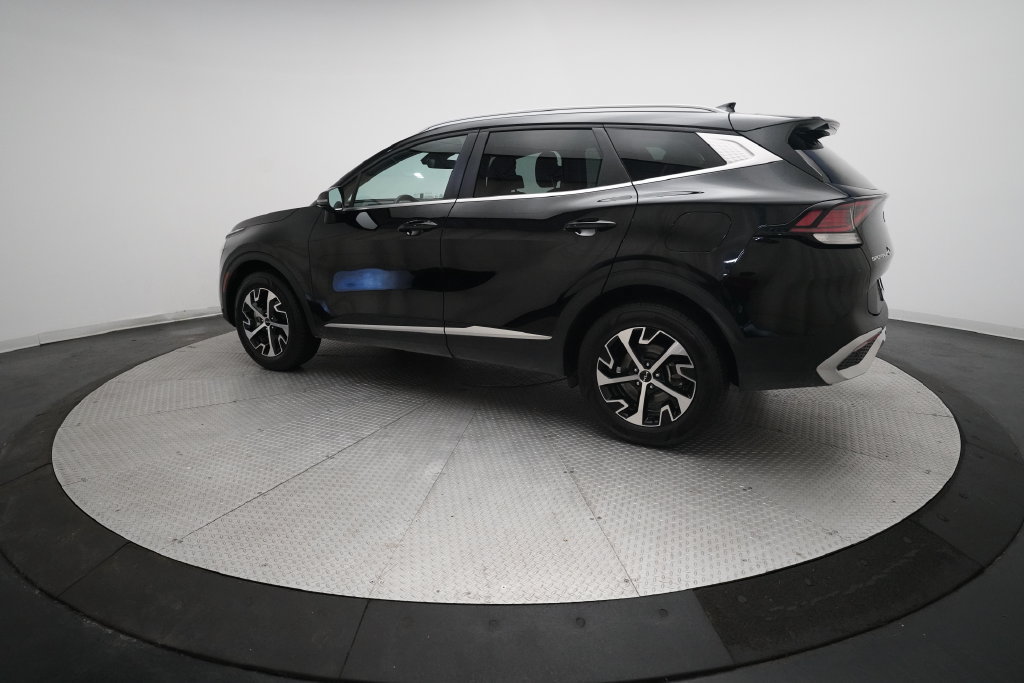Used 2025 Kia Sportage EX AWD/4WD image 34