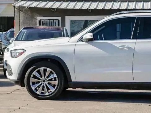 Used 2022 Mercedes-Benz GLE 350 4MATIC w/ Premium Package image 17