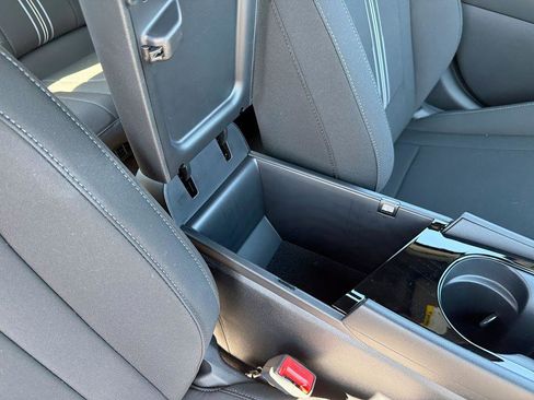 New 2026 Hyundai Elantra Sport image 32