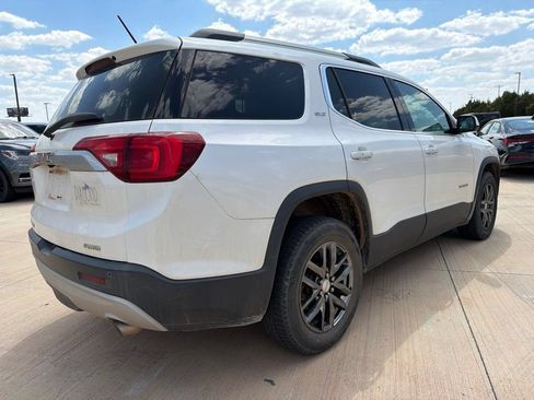 Used 2017 GMC Acadia SLT AWD/4WD image 4