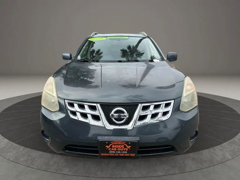 Used 2012 Nissan Rogue SV w/ Premium Pkg image 2