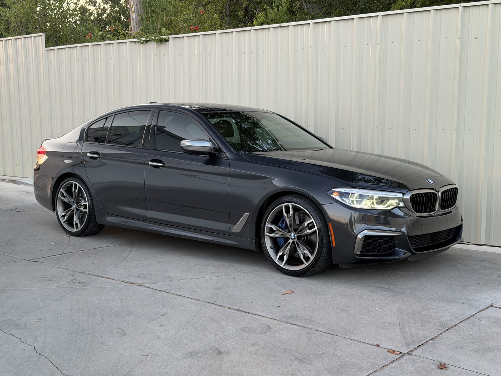 Used 2018 BMW M550i xDrive w/ Driving Assistance Package AWD/4WD image 3