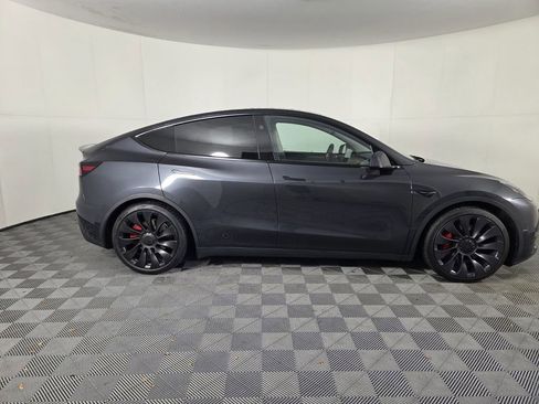 Used 2024 Tesla Model Y Performance AWD/4WD image 5