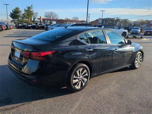 Used 2019 Nissan Altima 2.5 S image 4