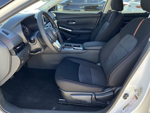 New 2025 Nissan Sentra SR image 16