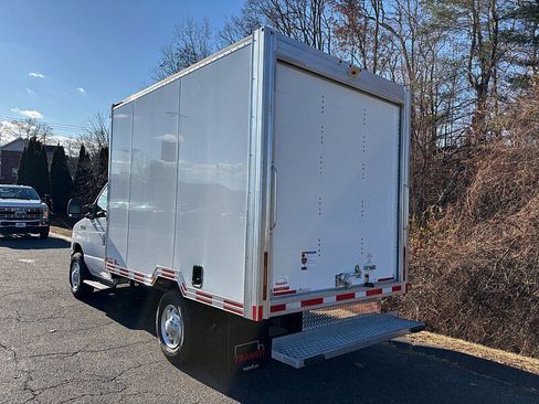 New 2025 Ford E-350 and Econoline 350 Super Duty w/ Power Equipment Group image 7
