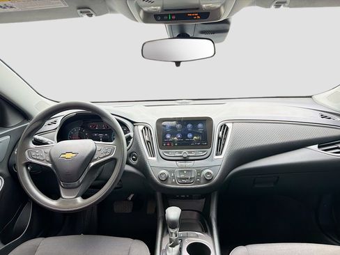 Used 2025 Chevrolet Malibu LS w/ LPO, Floor Liner Package FWD image 24