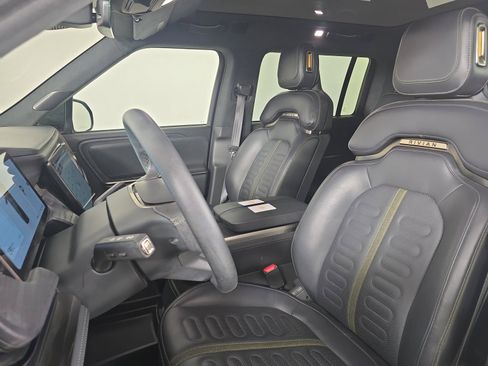 Used 2024 Rivian R1S Adventure AWD/4WD image 20