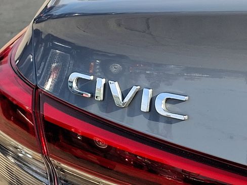 Used 2023 Honda Civic Sport image 31