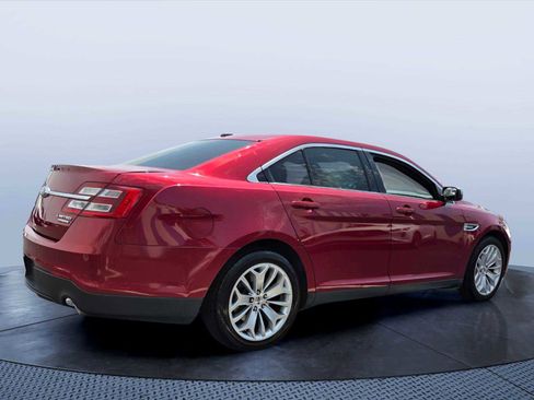 Used 2018 Ford Taurus Limited FWD image 5