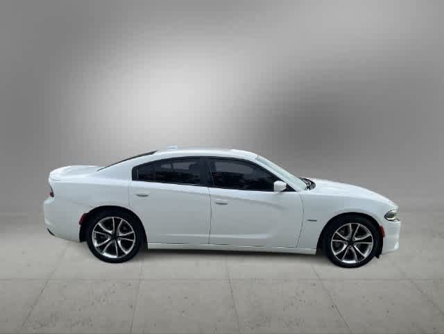 Used 2016 Dodge Charger R/T RWD image 9