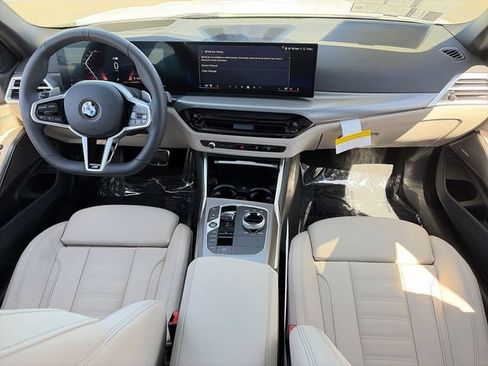 Used 2026 BMW 330i Sedan w/ M Sport Package RWD image 15