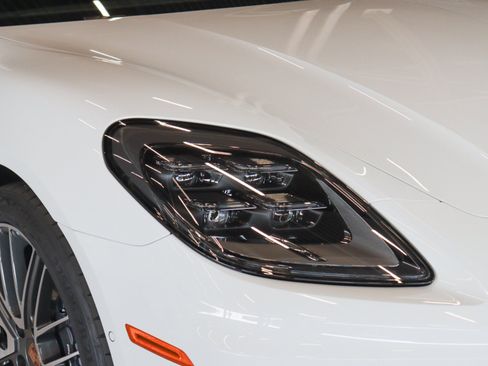 New 2026 Porsche Panamera 4 AWD/4WD image 24