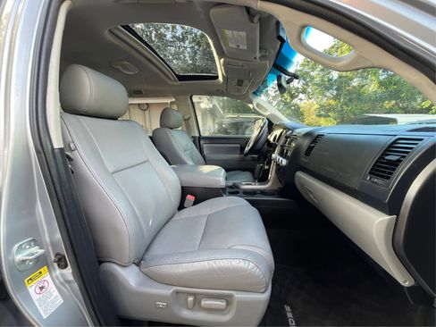 Used 2013 Toyota Sequoia SR5 image 25