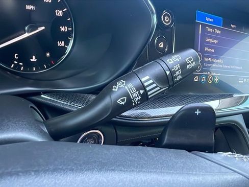 Used 2023 Buick Envision Preferred image 26