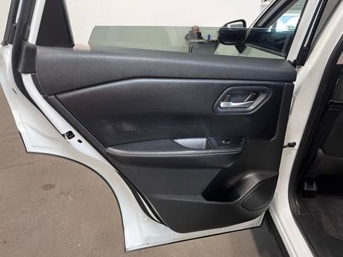 Used 2024 Nissan Rogue SV FWD image 19