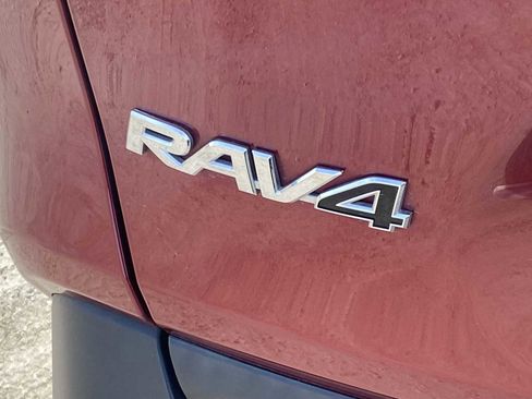 Used 2021 Toyota RAV4 Limited image 15