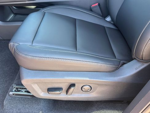 New 2025 Nissan Murano SL image 12