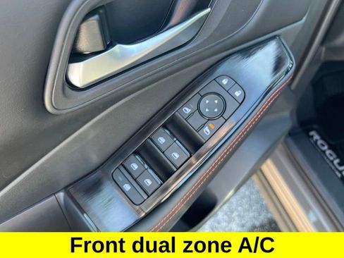 Certified 2025 Nissan Rogue SV image 13
