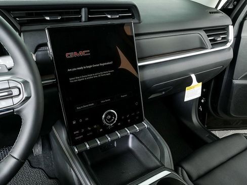 New 2026 GMC Terrain Denali image 12