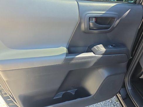 Certified 2023 Toyota Tacoma SR AWD/4WD image 14