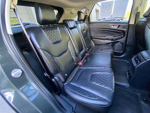 Certified 2023 Ford Edge Titanium AWD/4WD image 38