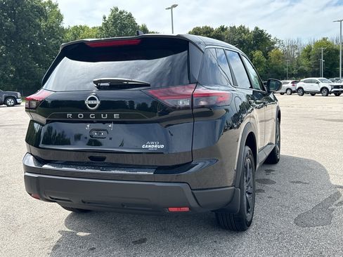 New 2026 Nissan Rogue SV AWD/4WD image 5