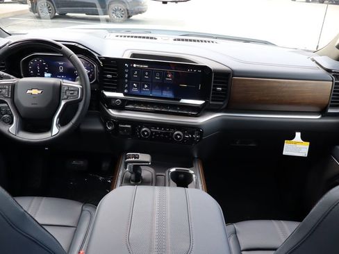 New 2026 Chevrolet Silverado 1500 High Country w/ Technology Package AWD/4WD image 19