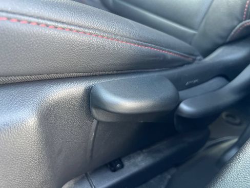 Used 2024 Chevrolet Trax RS w/ Sunroof Package FWD image 14