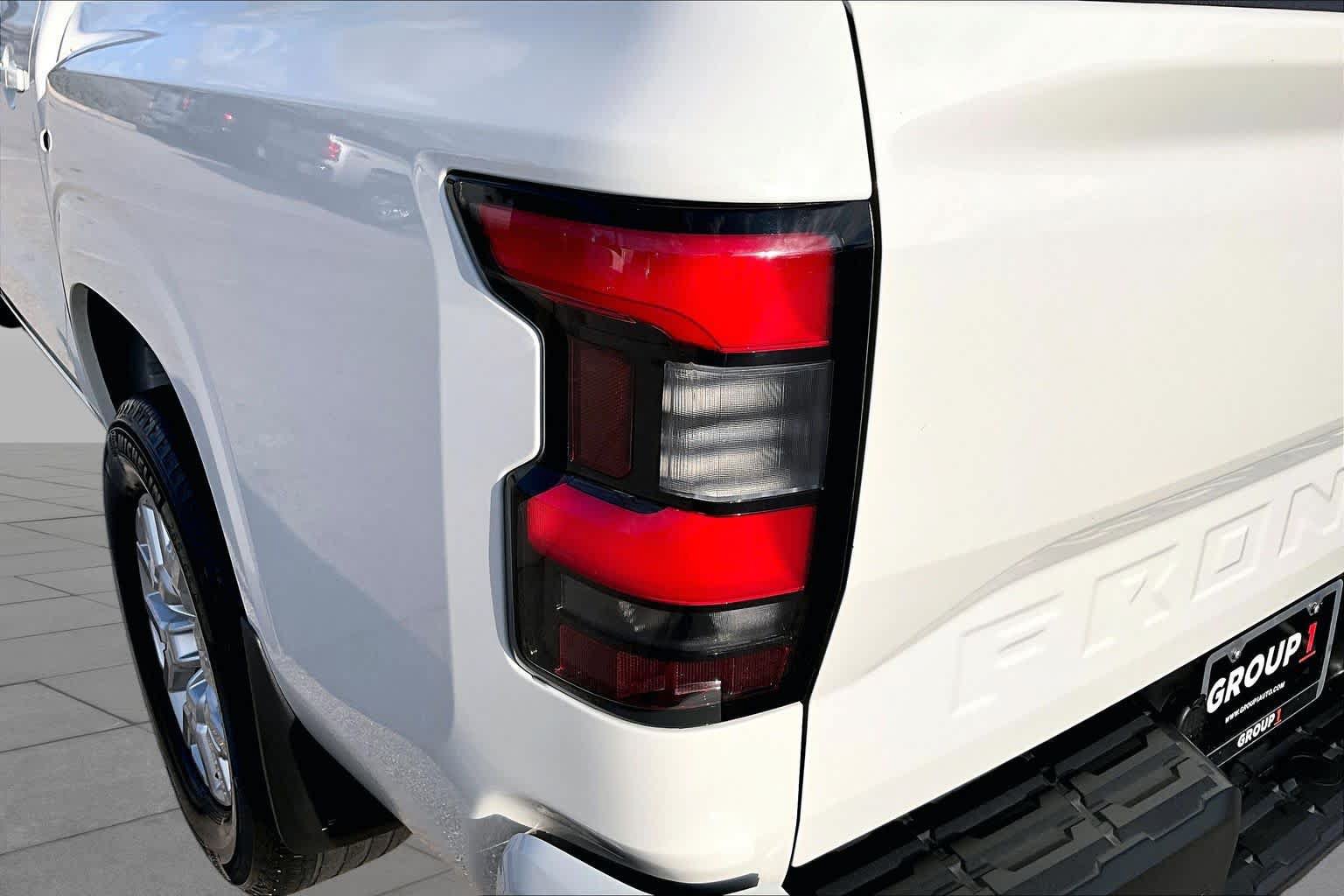 Used 2024 Nissan Frontier SV w/ SV Convenience Package AWD/4WD image 29