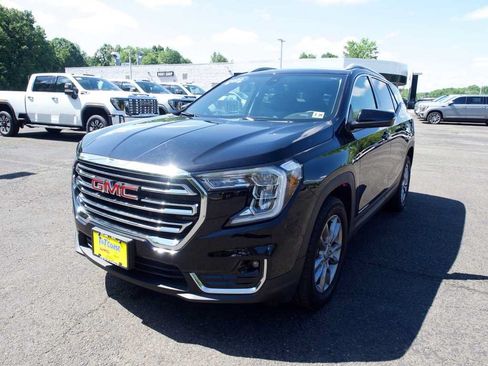 Certified 2024 GMC Terrain SLT AWD/4WD image 1
