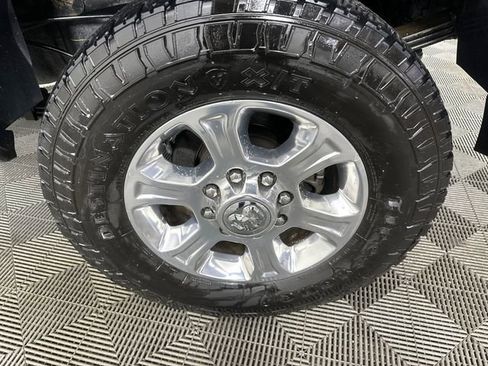 Used 2019 RAM 3500 Big Horn image 5